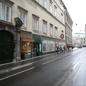 Heart Of - Viena