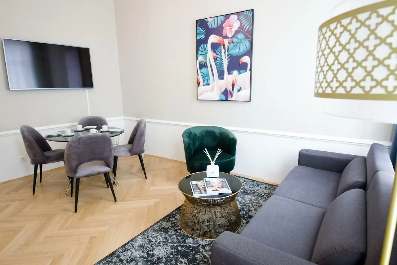 Studio Apartments Urania - Mai'S Apartments Wien Österrike